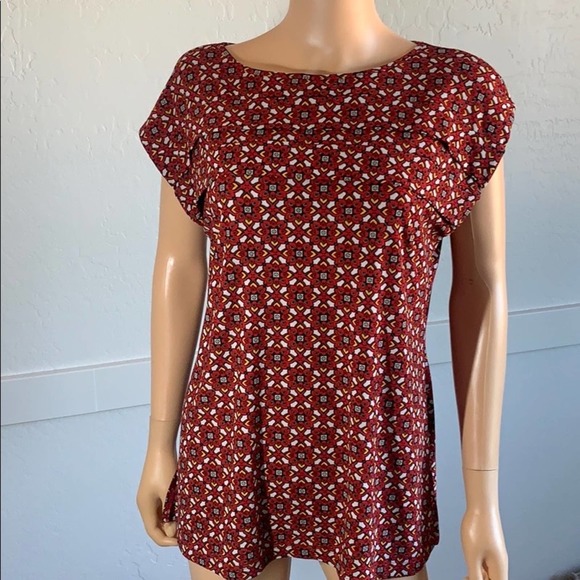 Dana Buchman’s Medium Top - Picture 2 of 4